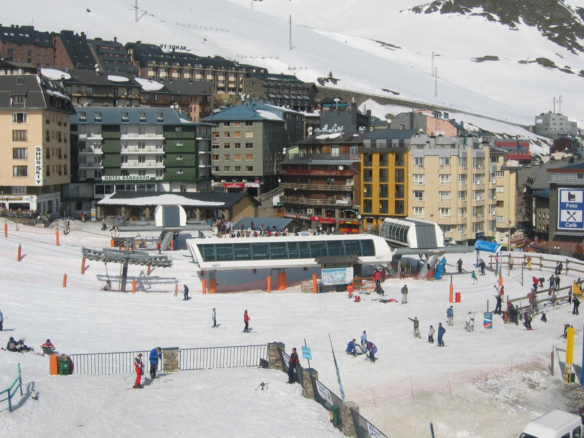 Apartamentos Grifovacances Tres Estrelles Club Pas De La Casa Esterno foto